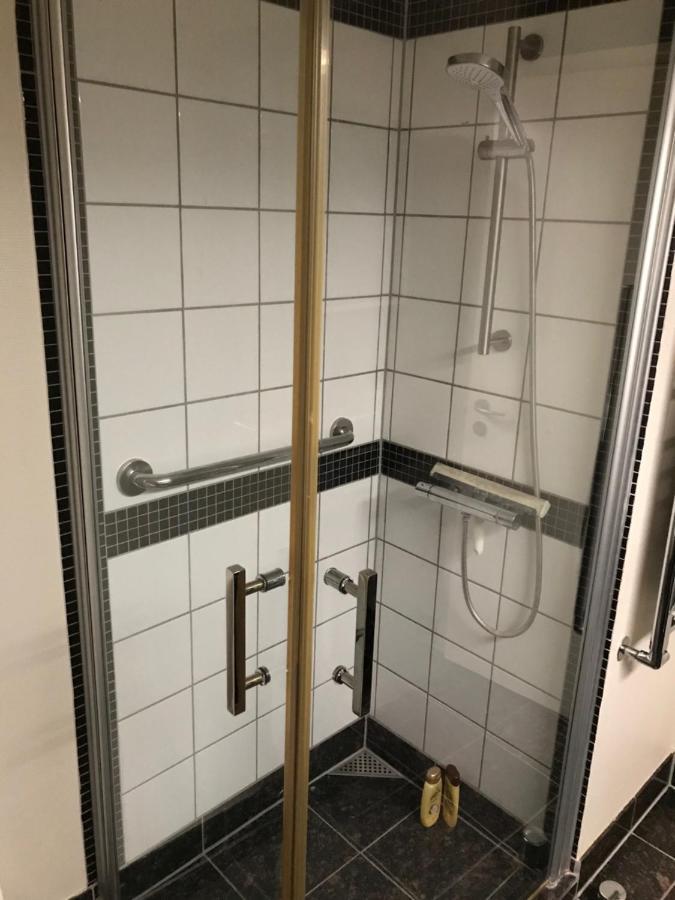 Fredelig Overnatning Ved Sundet Og Norrestrand So Horsens Buitenkant foto